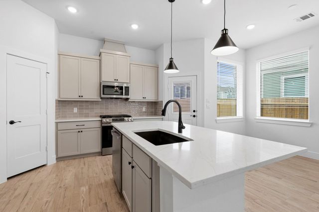 2815 Brandon Bluff Bend, Fulshear, TX 77441