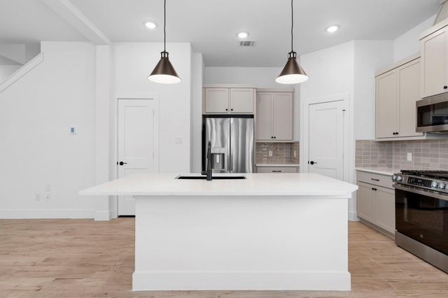 2815 Brandon Bluff Bend, Fulshear, TX 77441