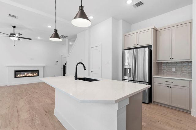 2815 Brandon Bluff Bend, Fulshear, TX 77441