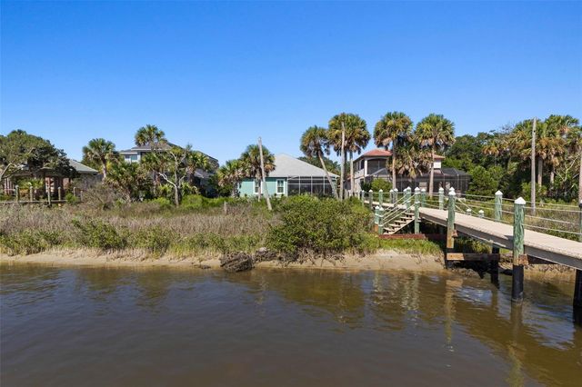 127 S RIVERWALK DRIVE, Palm Coast, FL 32137
