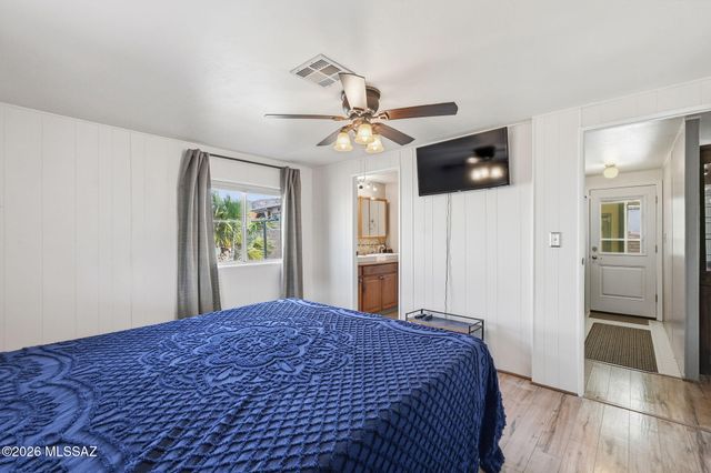 5666 W Tumbling F Street, Tucson, AZ 85713