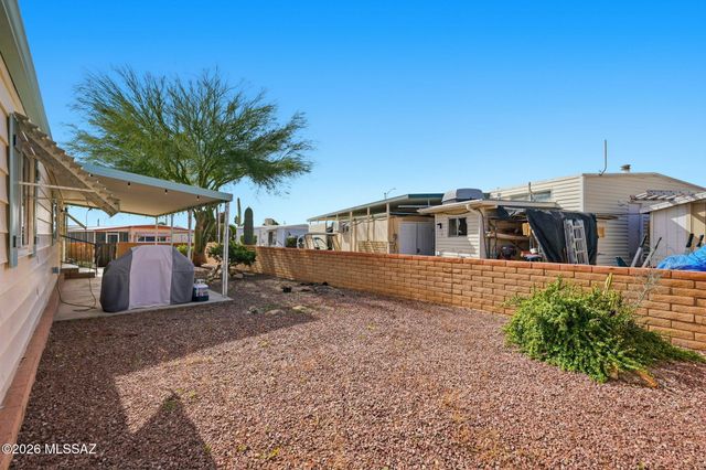 5666 W Tumbling F Street, Tucson, AZ 85713