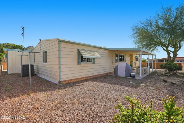 5666 W Tumbling F Street, Tucson, AZ 85713