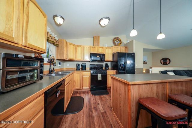 9900 W Kaylynn Circle, Wasilla, AK 99654