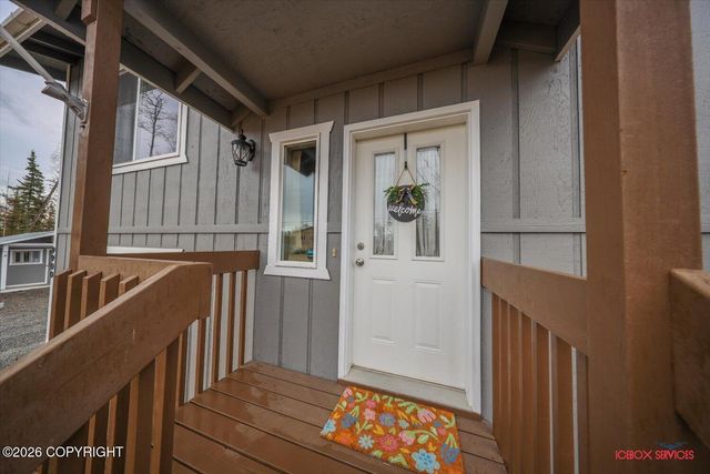 9900 W Kaylynn Circle, Wasilla, AK 99654