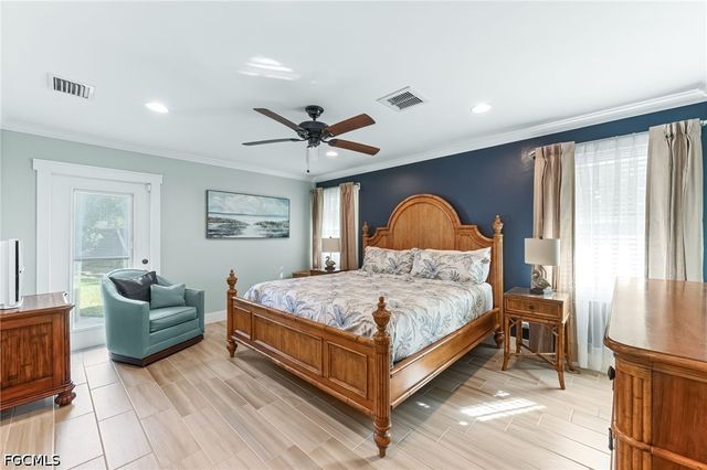 9792 Tonya CT, Bonita Springs, FL 34135