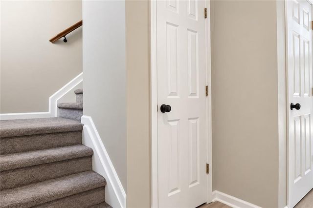 510 Parkstone Lane, Woodstock, GA 30189