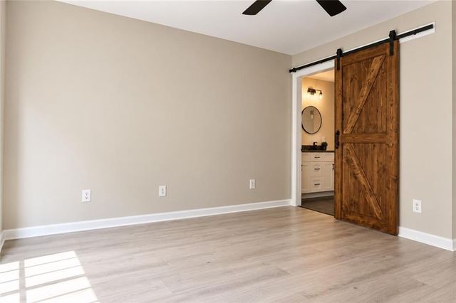 510 Parkstone Lane, Woodstock, GA 30189