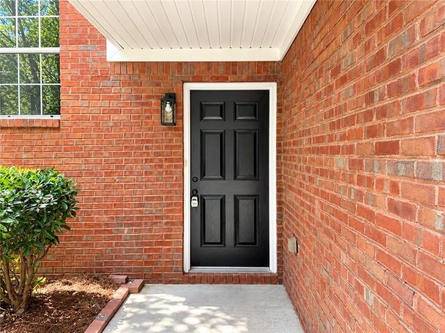 510 Parkstone Lane, Woodstock, GA 30189