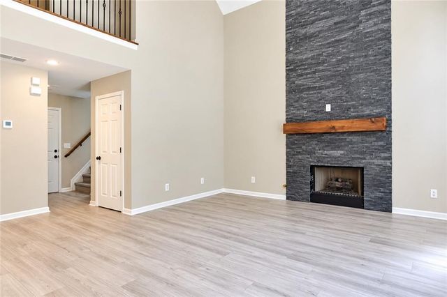 510 Parkstone Lane, Woodstock, GA 30189