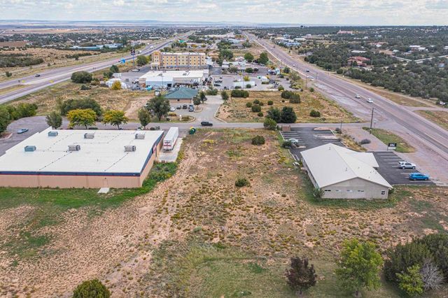 3 Linnie Court, Edgewood, NM 87015