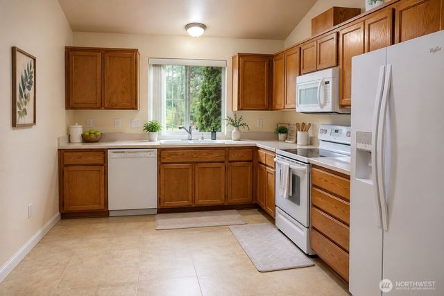 627 Brookdale Road E, Tacoma, WA 98445