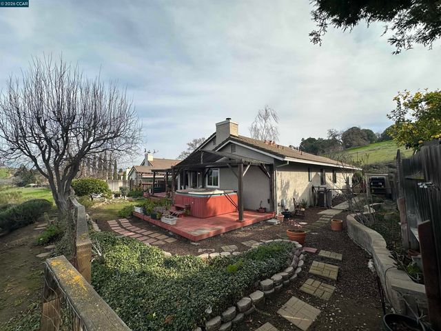 1109 Discovery Way, Concord, CA 94521