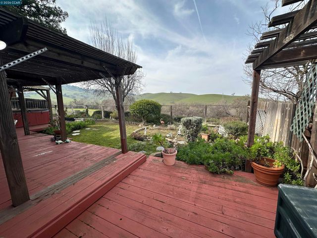 1109 Discovery Way, Concord, CA 94521