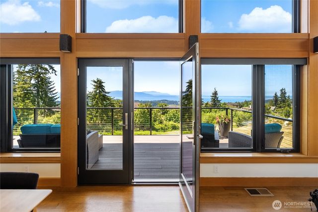 4320 Samish Crest Drive, Bellingham, WA 98229
