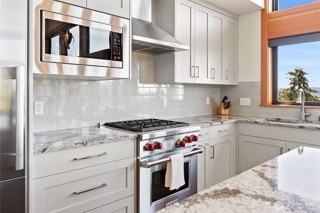 4320 Samish Crest Drive, Bellingham, WA 98229