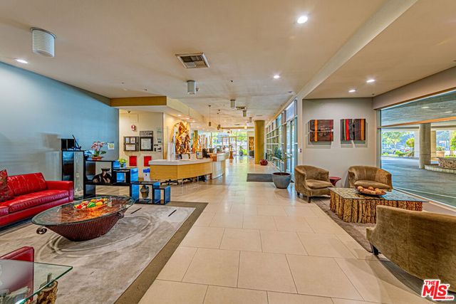 267 S San Pedro Street 608, Los Angeles, CA 90012