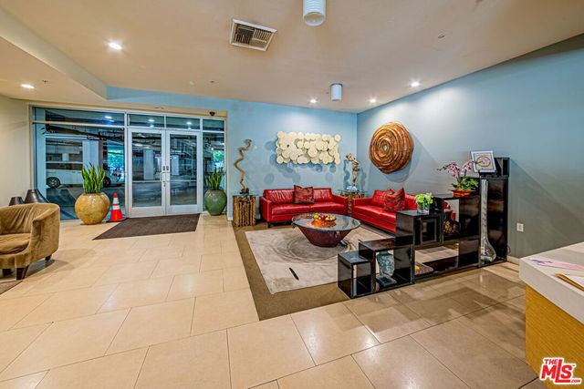 267 S San Pedro Street 608, Los Angeles, CA 90012