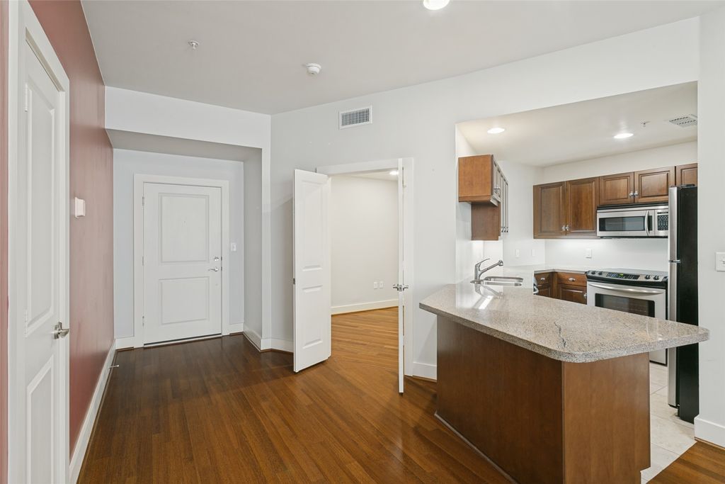411 W 7th Street 707, Fort Worth, TX 76102 — photo 5