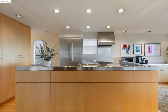 2 Gravatt Drive, Berkeley, CA 94705