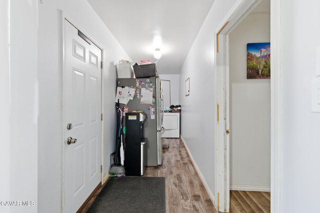 221 E Avenue P2, Palmdale, CA 93550