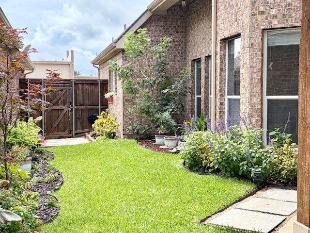 7585 Glasshouse Walk, Frisco, TX 75035