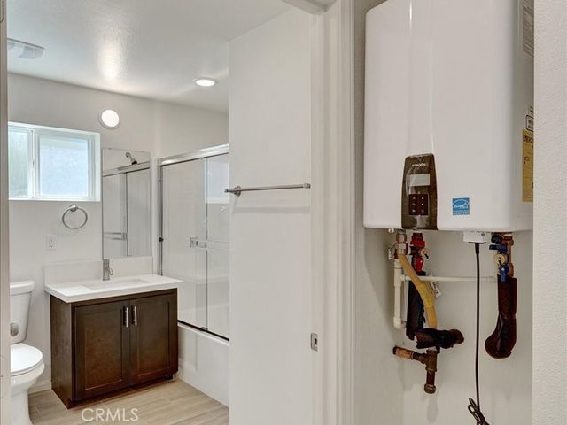 23780 Hemlock Avenue, Moreno Valley, CA 92557