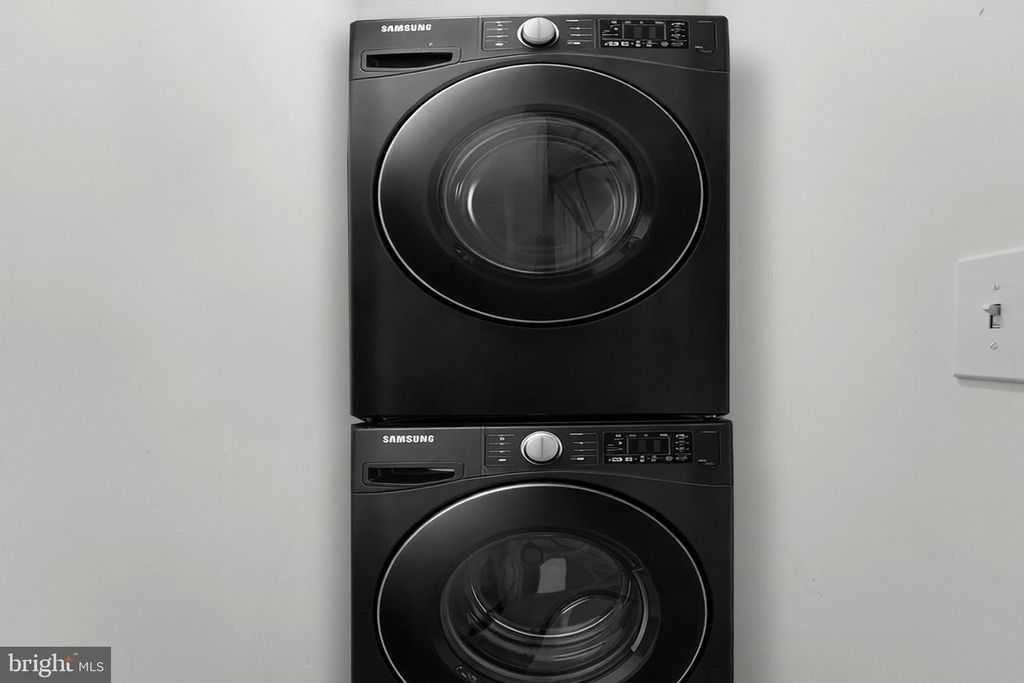 Image 10 of property listing at 3046 HEATHCOTE RD, Waldorf, MD 20602