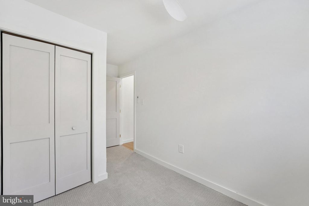 Image 21 of property listing at 3046 HEATHCOTE RD, Waldorf, MD 20602