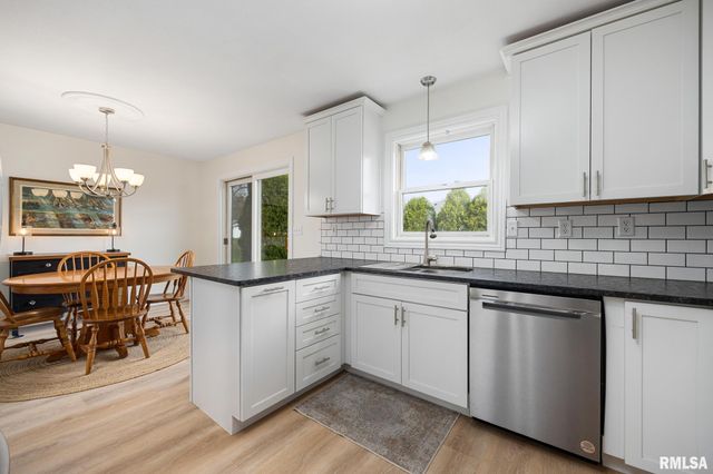 9515 W LITTLEFIELD Drive, Mapleton, IL 61547