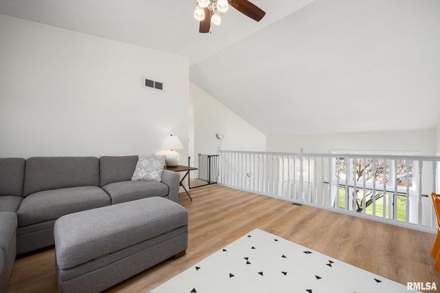 9515 W LITTLEFIELD Drive, Mapleton, IL 61547