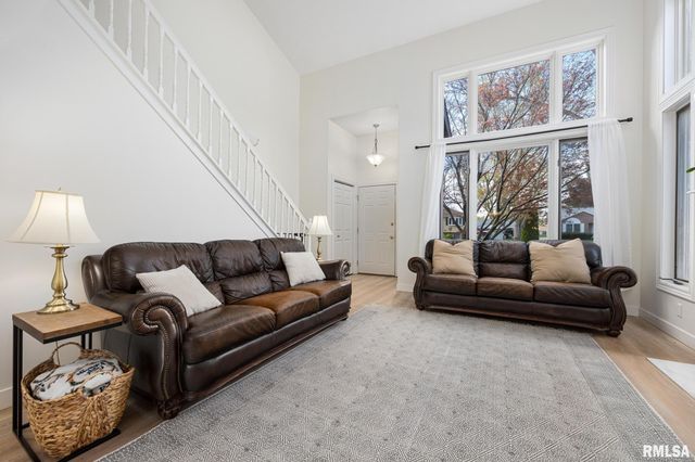 9515 W LITTLEFIELD Drive, Mapleton, IL 61547