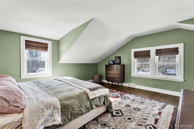 650 Wattles Road, Bloomfield Hills, MI 48304