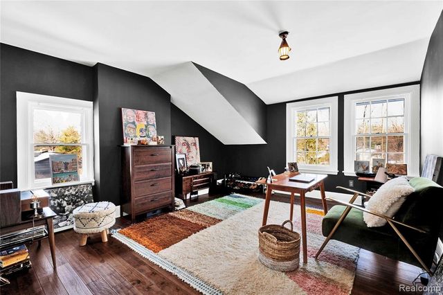 650 Wattles Road, Bloomfield Hills, MI 48304