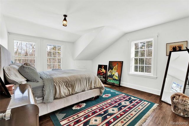 650 Wattles Road, Bloomfield Hills, MI 48304