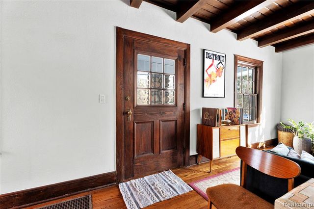 650 Wattles Road, Bloomfield Hills, MI 48304