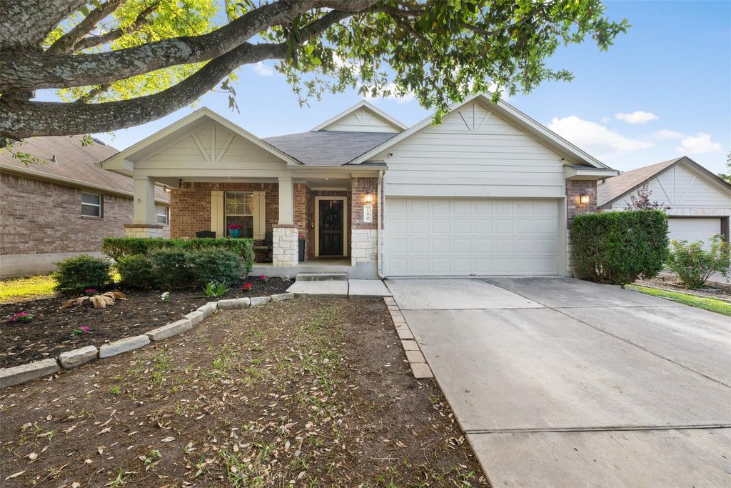 190 Mystic Shadow LN, Buda, TX 78610