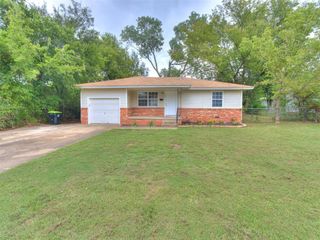 803 N Sharon Street, Tecumseh, OK 74873