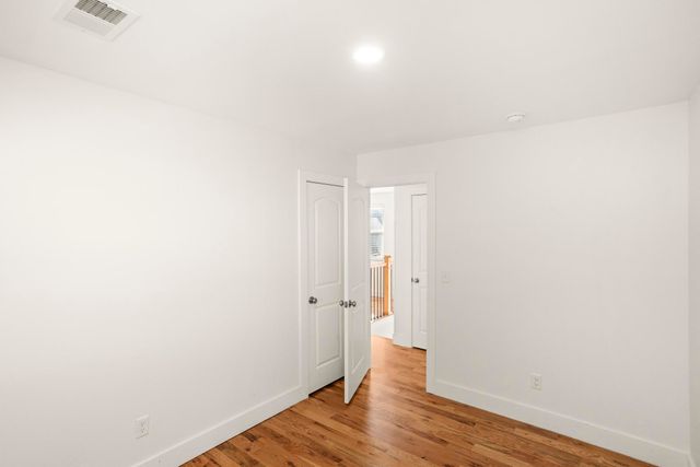 312 Paragon Mills Rd, Nashville, TN 37211