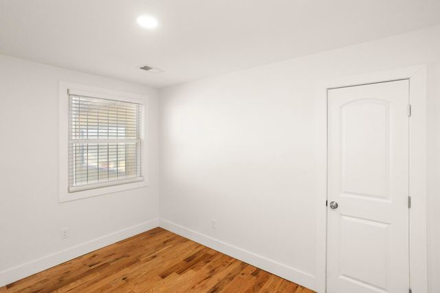 312 Paragon Mills Rd, Nashville, TN 37211