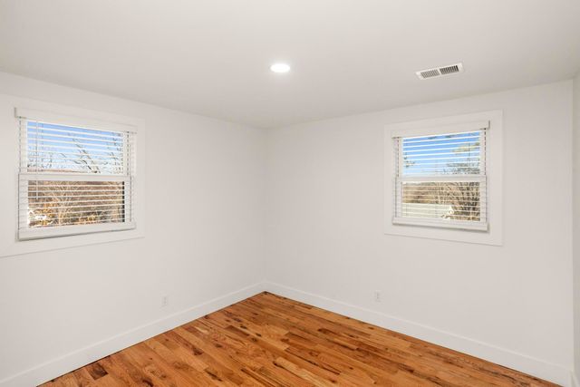 312 Paragon Mills Rd, Nashville, TN 37211