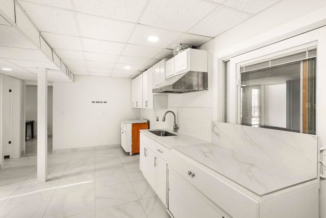 312 Paragon Mills Rd, Nashville, TN 37211