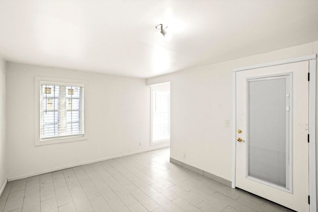 312 Paragon Mills Rd, Nashville, TN 37211