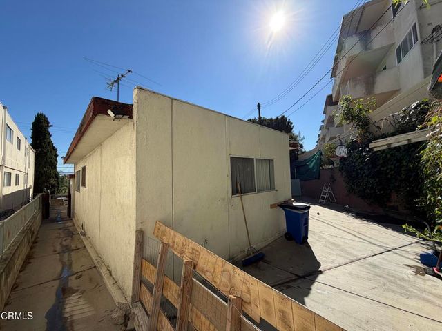 2745 S Fremont Avenue, Alhambra, CA 91803