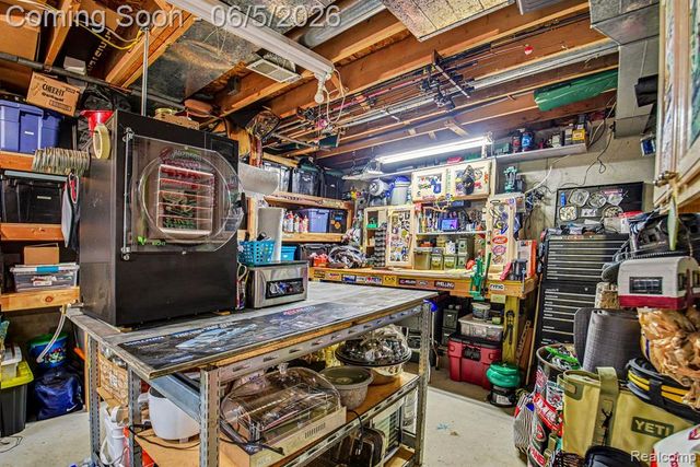 9790 Norman Road, Clarkston, MI 48348