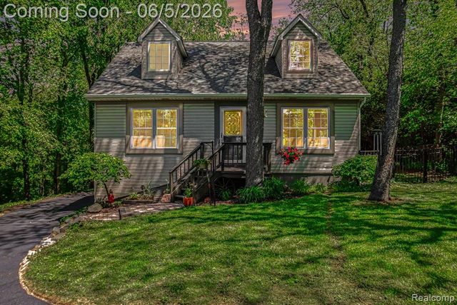 9790 Norman Road, Clarkston, MI 48348