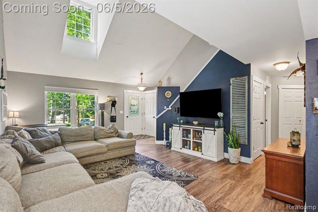 9790 Norman Road, Clarkston, MI 48348