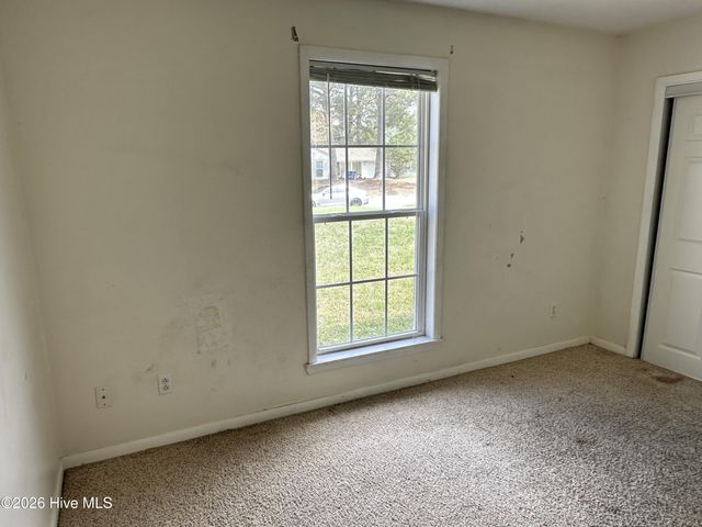 1003 Brynn Marr Road, Jacksonville, NC 28546