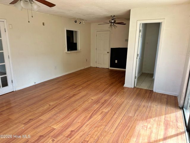 1003 Brynn Marr Road, Jacksonville, NC 28546