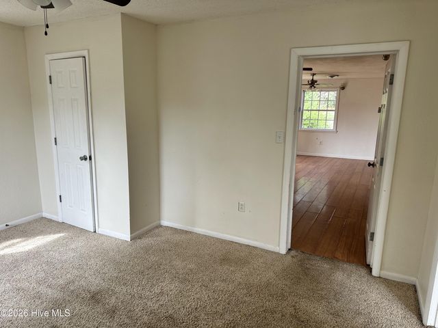 1003 Brynn Marr Road, Jacksonville, NC 28546